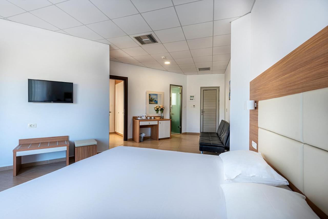 Royal Bay Suites Kéfalos Exteriér fotografie