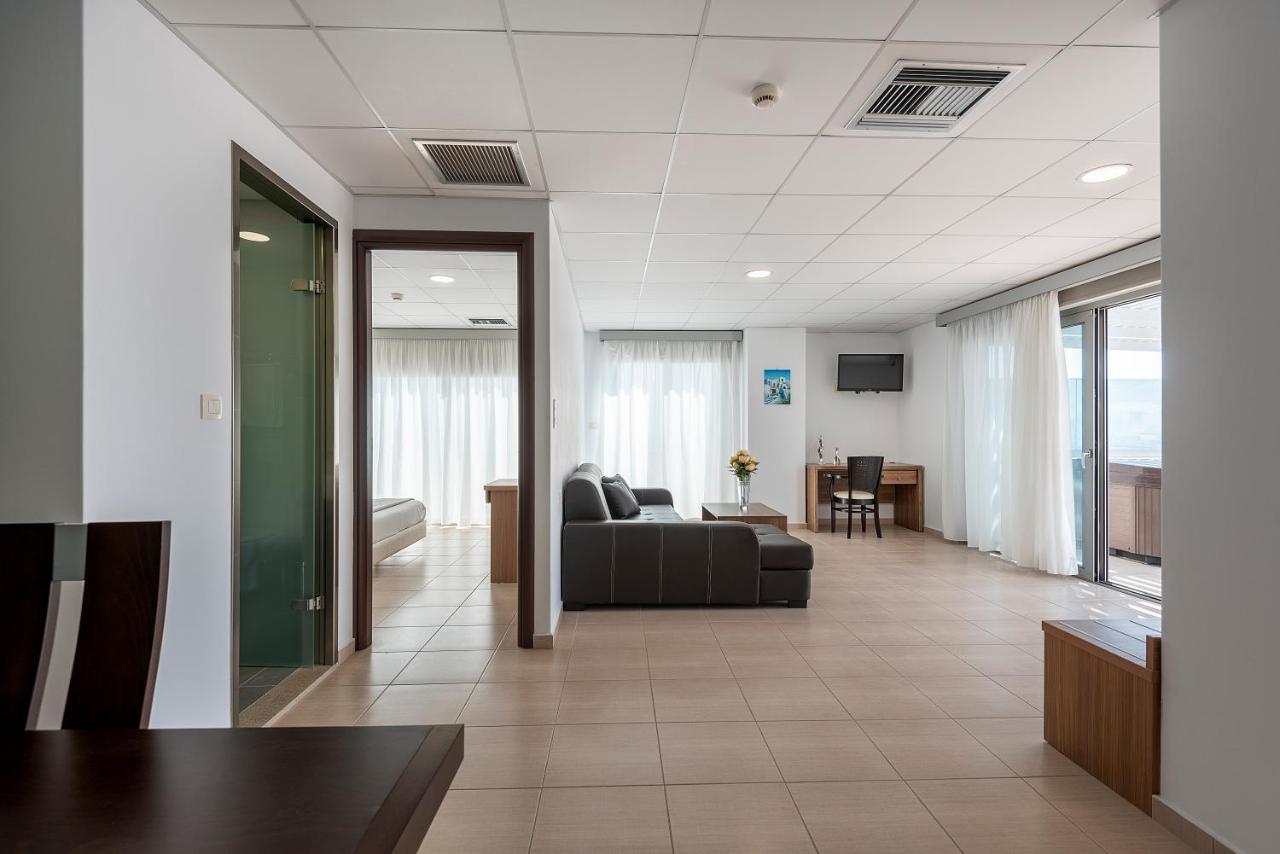 Royal Bay Suites Kéfalos Exteriér fotografie